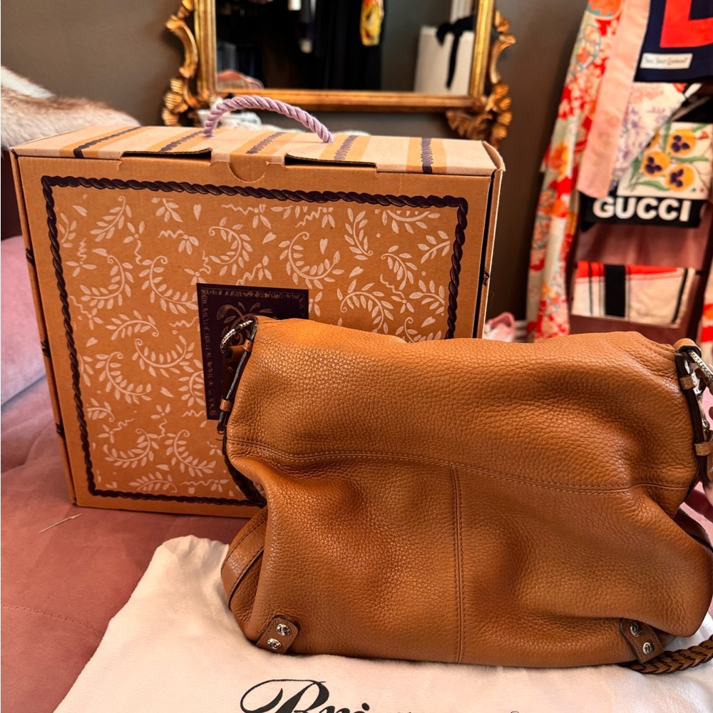Brighton Tan Leather Shoulder Bag with Slouchy Design - Picture 2 of 2